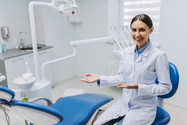 How A General Dentist Treats A Dental Cavity